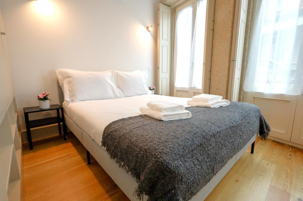 Martires Sweet Apts By Portocityhosts 외부 사진