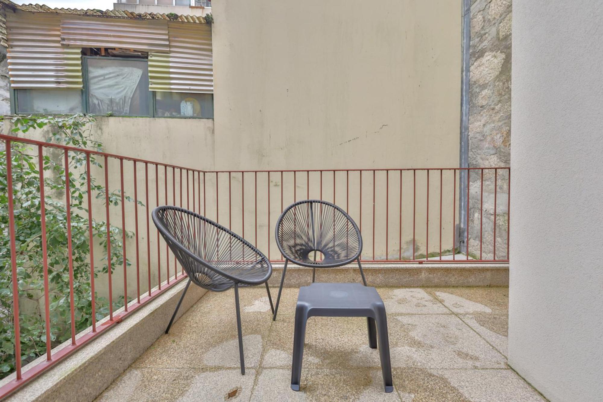 Martires Sweet Apts By Portocityhosts 외부 사진
