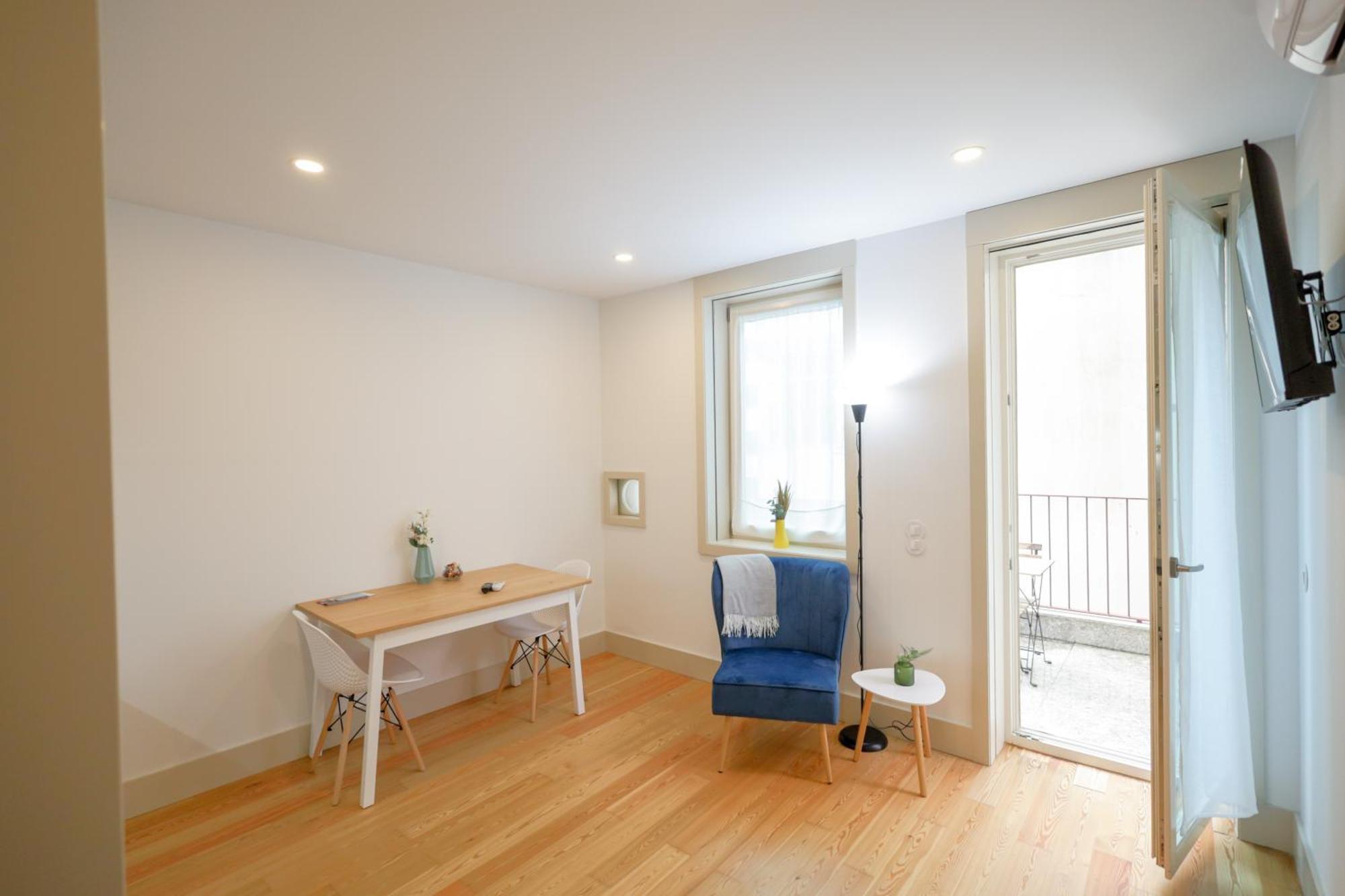 Martires Sweet Apts By Portocityhosts 외부 사진