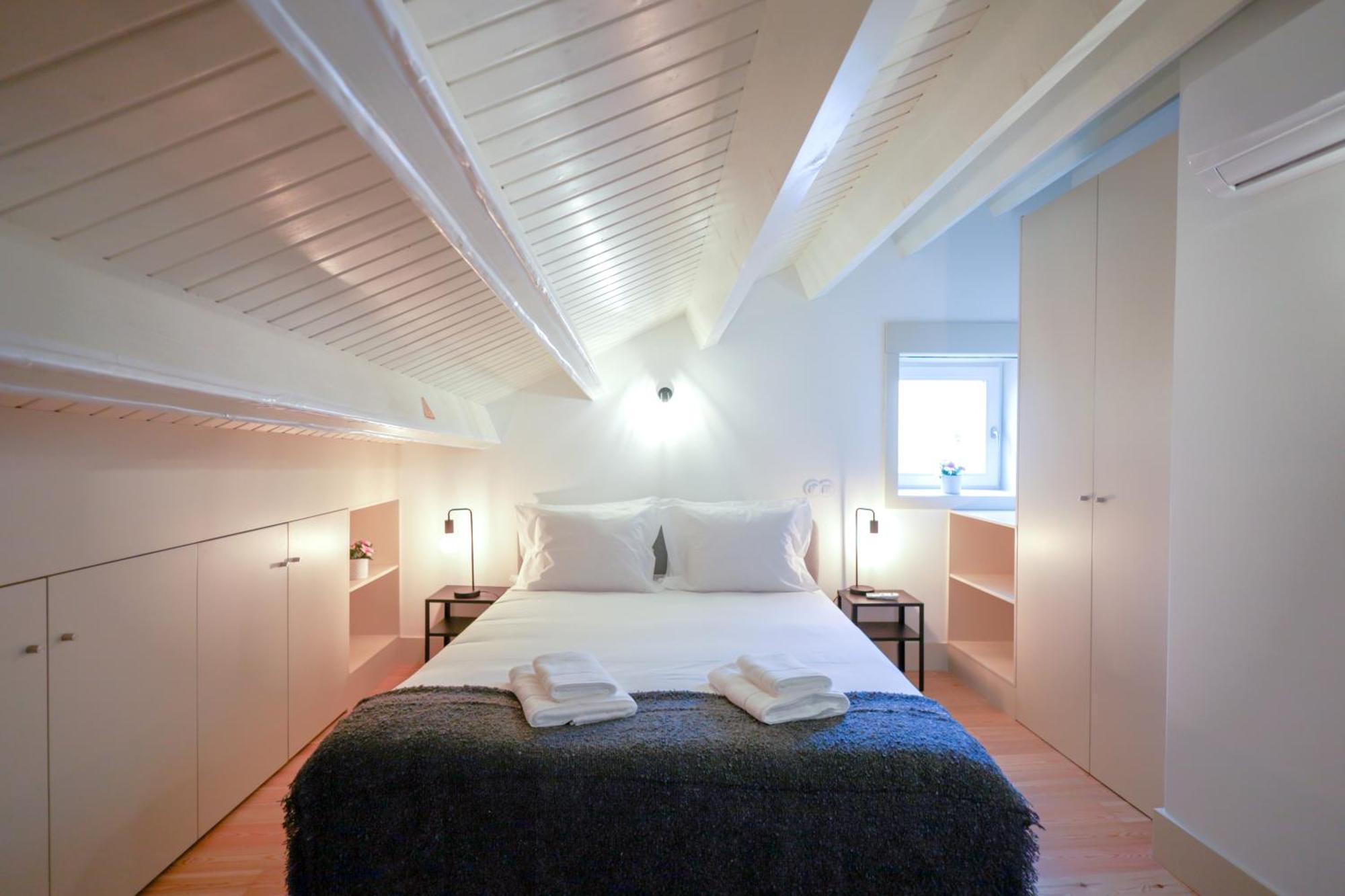Martires Sweet Apts By Portocityhosts 외부 사진