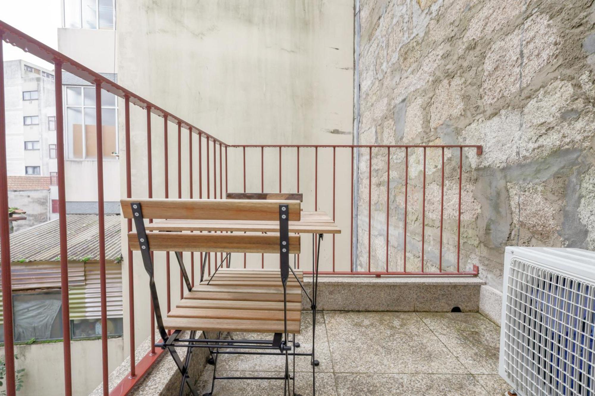 Martires Sweet Apts By Portocityhosts 외부 사진